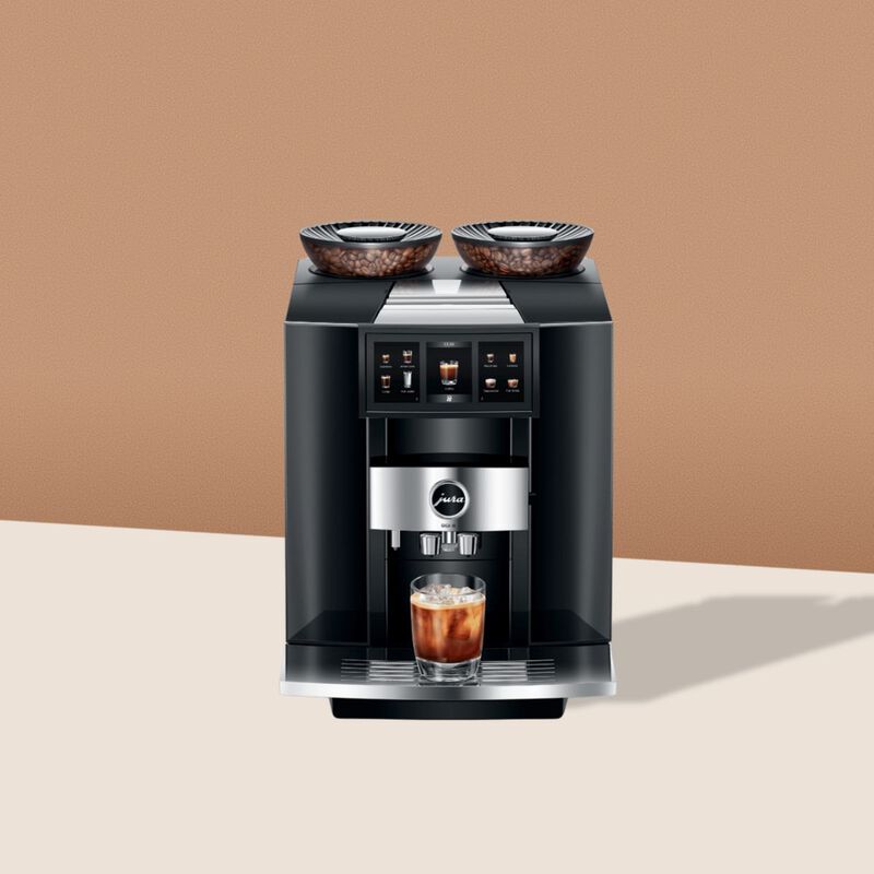 JURA GIGA 10 Diamond Black  (EA)
