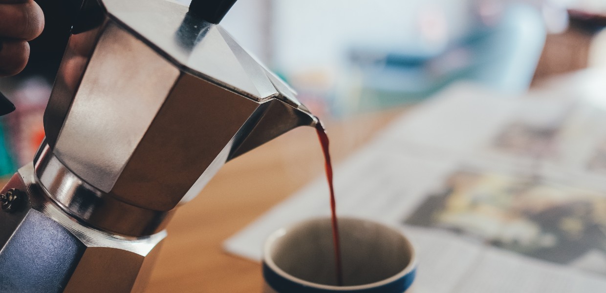 Hoe zet je koffie met het espressopotje? | Blog | Simon Lévelt | Koffie en thee sinds